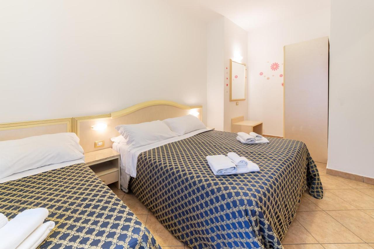 Aparthotel Residenza Melucci à Rimini Extérieur photo