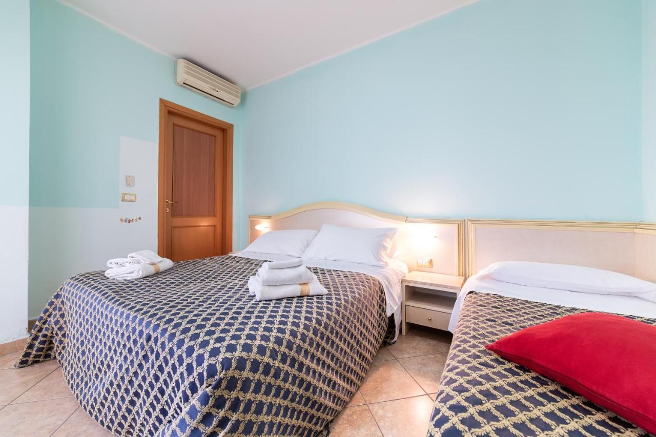 Aparthotel Residenza Melucci à Rimini Extérieur photo
