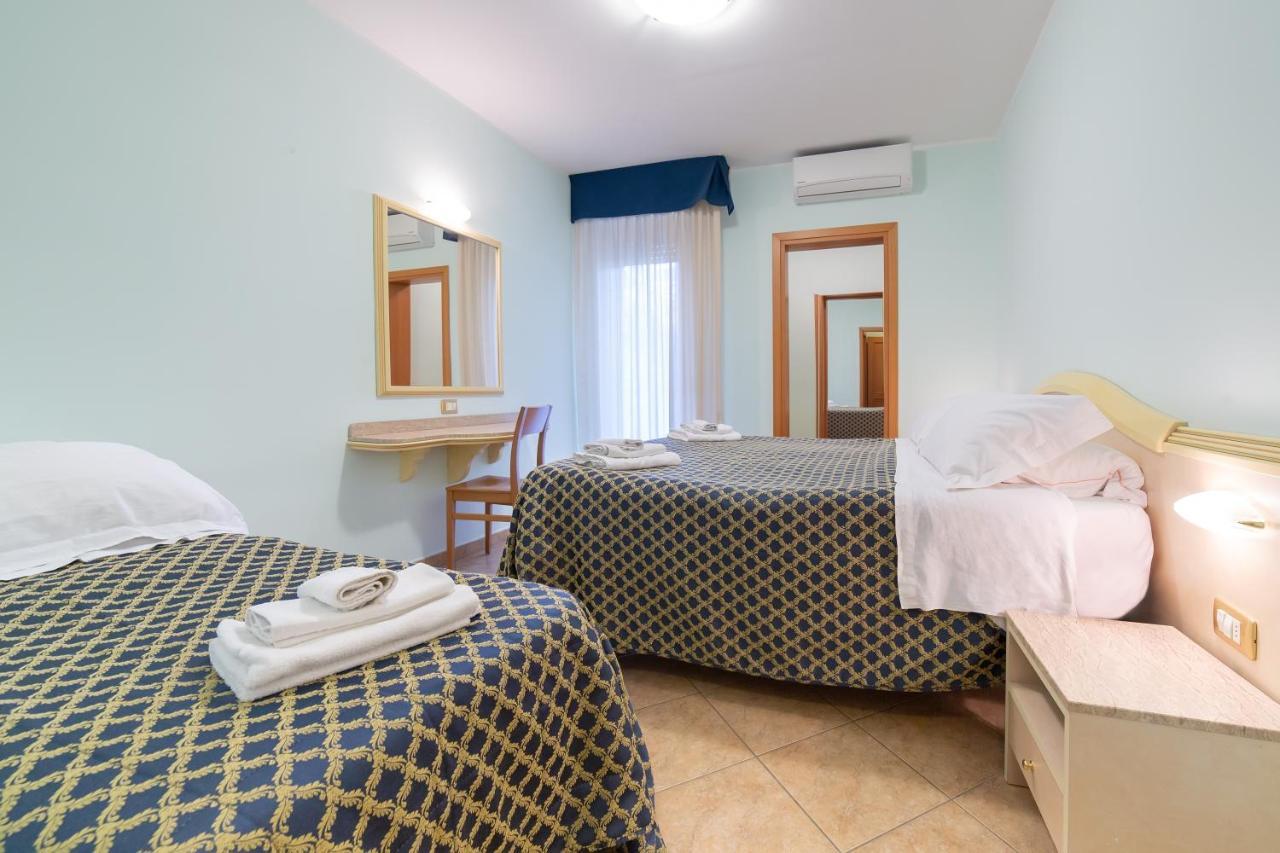 Aparthotel Residenza Melucci à Rimini Extérieur photo