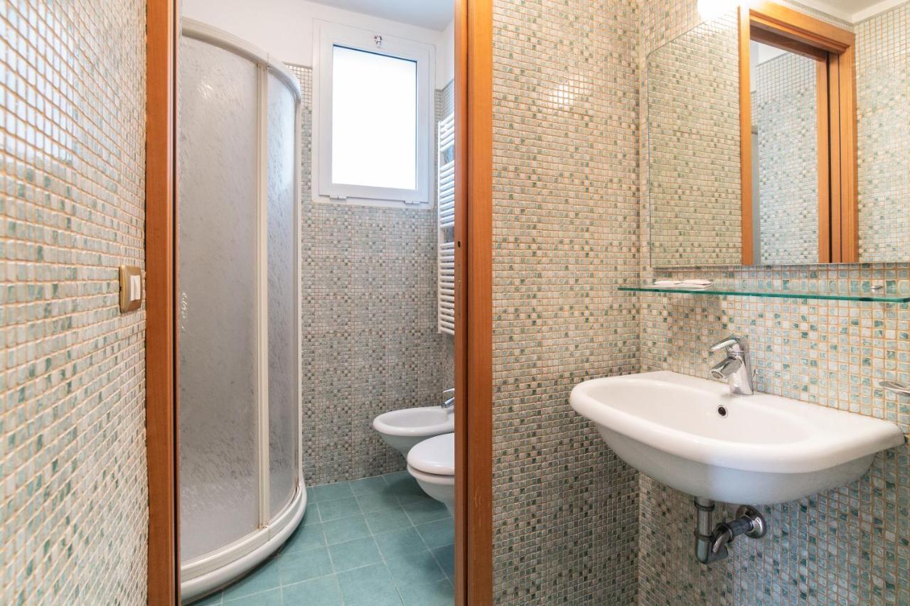 Aparthotel Residenza Melucci à Rimini Extérieur photo