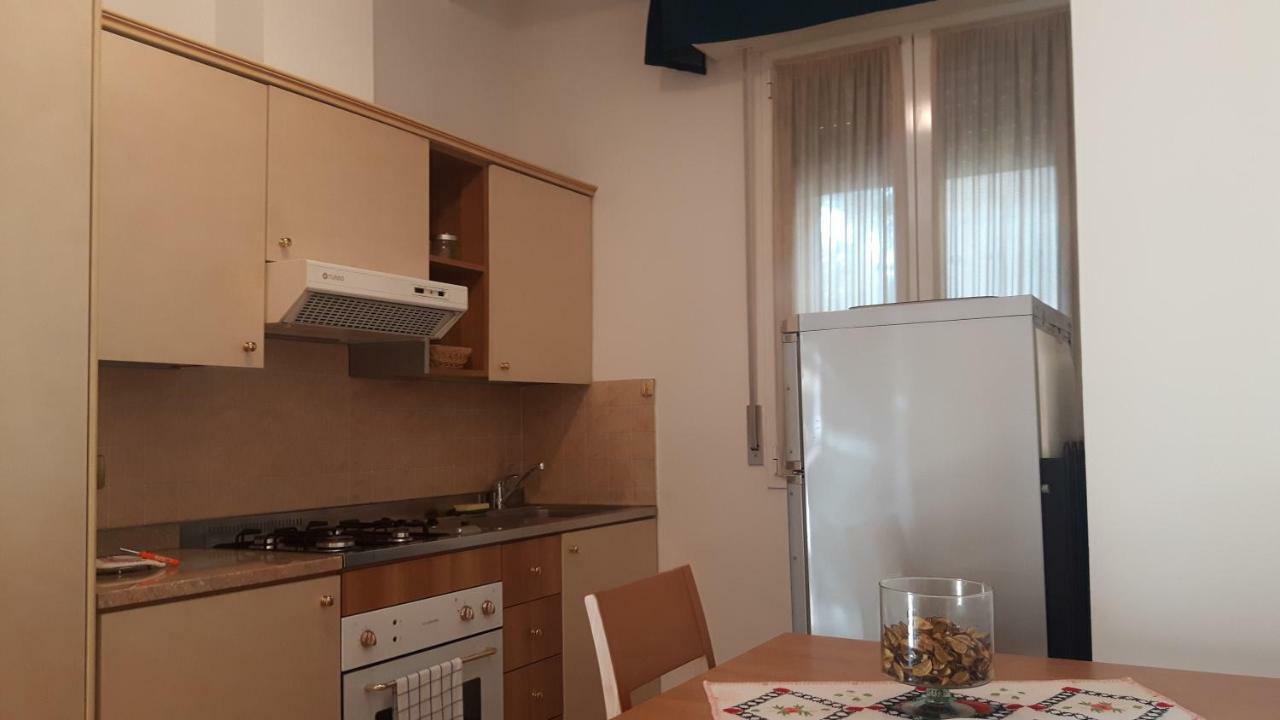 Aparthotel Residenza Melucci à Rimini Extérieur photo
